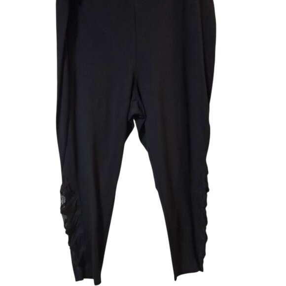 $8 if Bundled! New Torrid Leggings - Picture 4 of 4